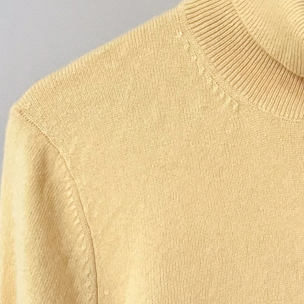 Vintage | Lands' End | Soft Yellow 100% Cashmere Turtle Neck Sweater | US L - Picture 7 of 9